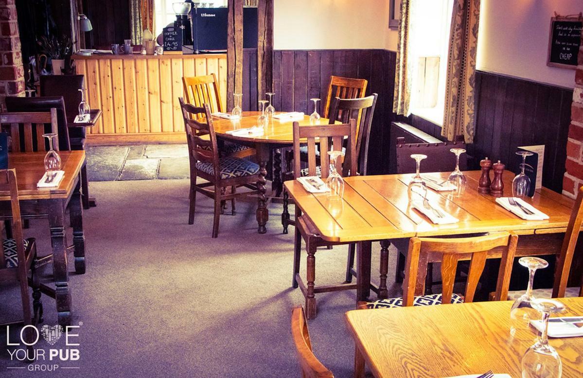 The Rising Sun Inn วอเตอร์ลูวิลล์ ภายนอก รูปภาพ